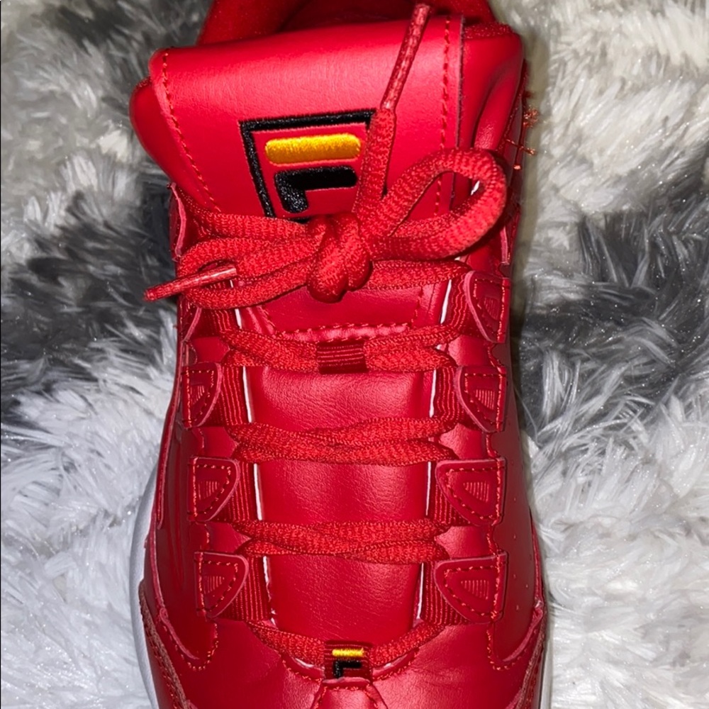Filas - Picture 3 of 4